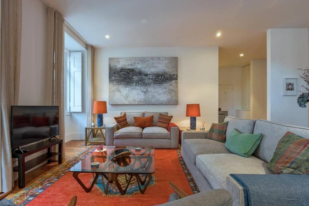 Myplacelisbon - Luxury Trindade Ii Apartment Lissabon